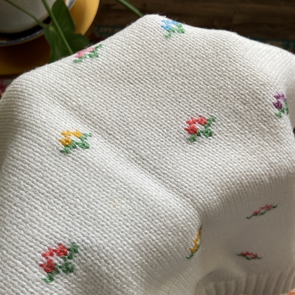 Vintage Susan Bristol Embroidered Knit Top. Size L - Picture 7 of 8
